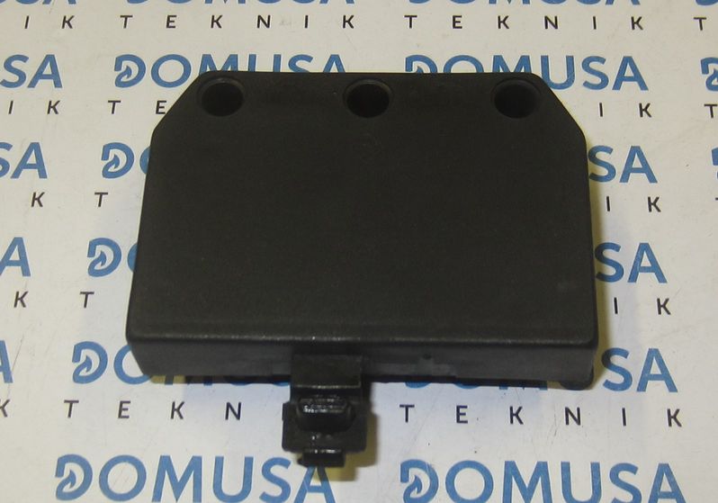 Tapa conector Domusa M 7 polos 2 ranuras